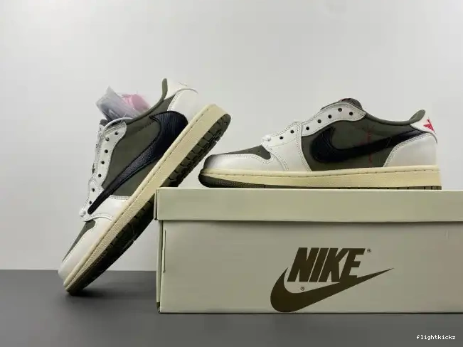 X AIR JORDAN MEDIUM DM7866-200 LOW 1 OLIVE SCOTT OG TRAVIS 0602